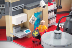 bobbycaputo:  Breaking Bad ‘Lego’ Lab Playset