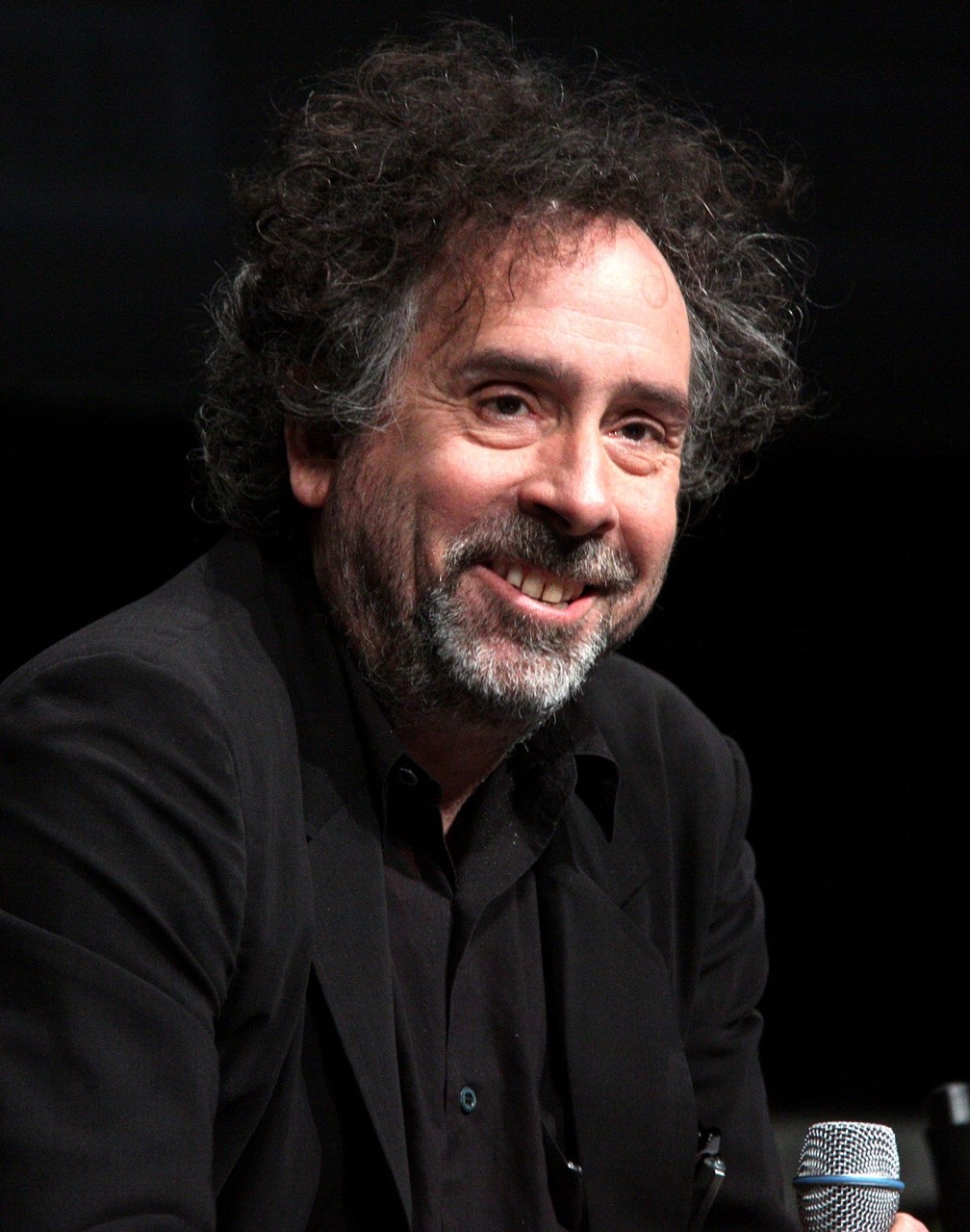 fandomlife-universe:Happy birthday Tim Burton! (August 25, 1958)