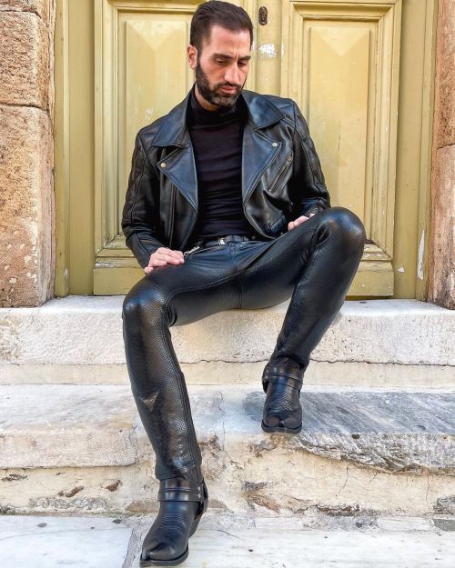 nikolas127-blog: #instalike #instaboy #instafashion #fashion #style #leatherpants #leatherjeans #lea