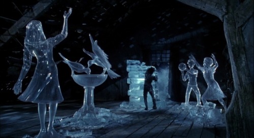 riverjudde:Edward Scissorhands (1990) Dir. Tim Burton