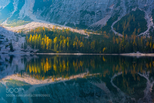 Lago di Braies by csillogo11