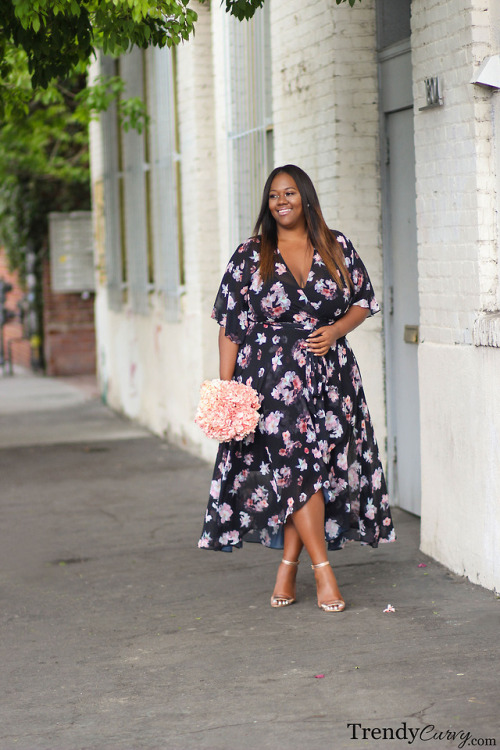 BloomOutfit details on TrendyCurvy.comPhotographer: Steve Suavemente