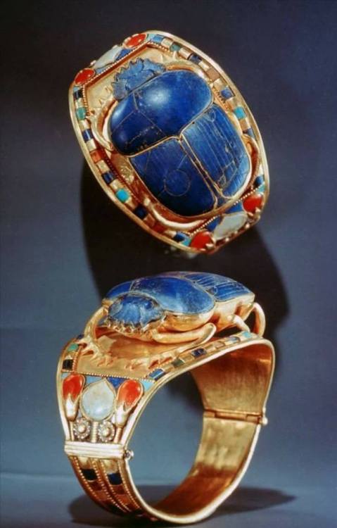 The Scarab bracelet of king Tutankhamun, Cairo museum, Egypt.