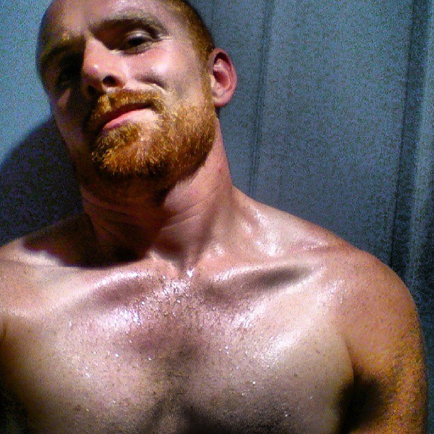 yummygingermen:  gymger:  Who’s loving this heat? I know I am!  See also on Tumblr