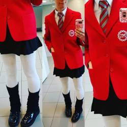 Today&rsquo;s school uniform.  A bright red tweed blazer  from private school, a long sleeved blouse from Debenham&rsquo;s, a silver and red tie 