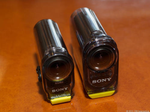 f9dtkfm:  (via Sony Action Cam HDR-AS30V - Digital Camcorders - CNET Reviews) ひとまわり小さいんだな。