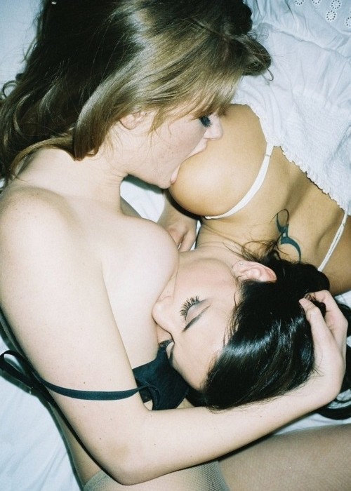 1loverofamateurs:  Thank you for following me. I really appreciate each and everyone