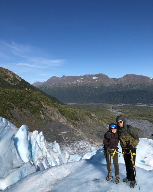 mayatuttle: We stood upon the glacier. Breathtaking to walk upon (first time in crampons)! Rach