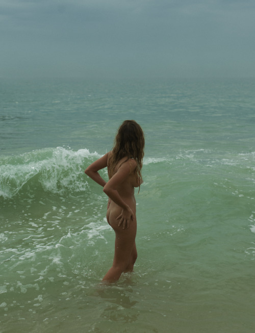 naturismhealthandjoy: picturesfacebookhates: photography by me. Freedom