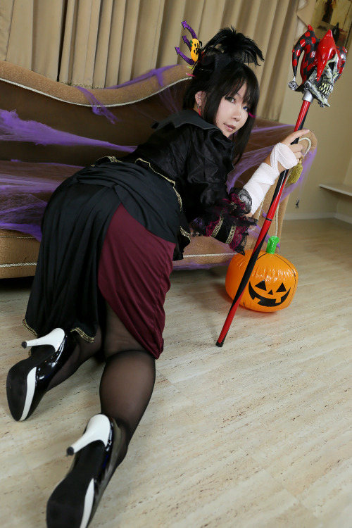Cute Cosplay Girl Higurashi Rin (Evil Queen) 1-2
