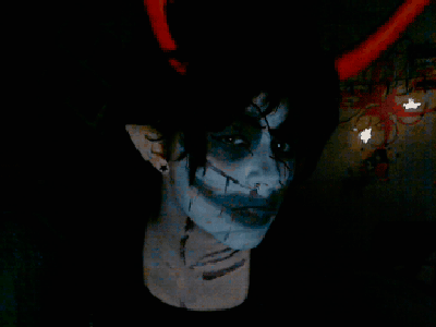 egberts-plush-posterior:  princerits:  HONK Gamzee Makara  that was like super scary and super seriousand then the last gif. 