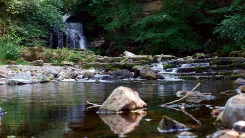 West Burton Waterfall, North Yorkshire, England.