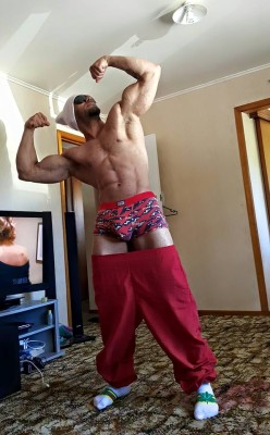 polybiboi:  Another fine azz brother from Auckland