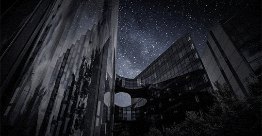 In A Metropolis Like London Light Pollution Makes The Night Sky Invisible. Only A Few Of The Brightest