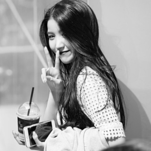 ♡ sowon (gfriend) icons ♡ — like/reblog and © kimsojungz on twitter. 