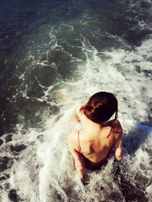 "Summer Breeze Makes Me Feel Fine, Blowin' Through The Jasmine In My Mind..."