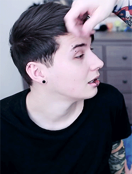 guiltypleasuredan: the hottest 1.9 seconds in punk edits irl
