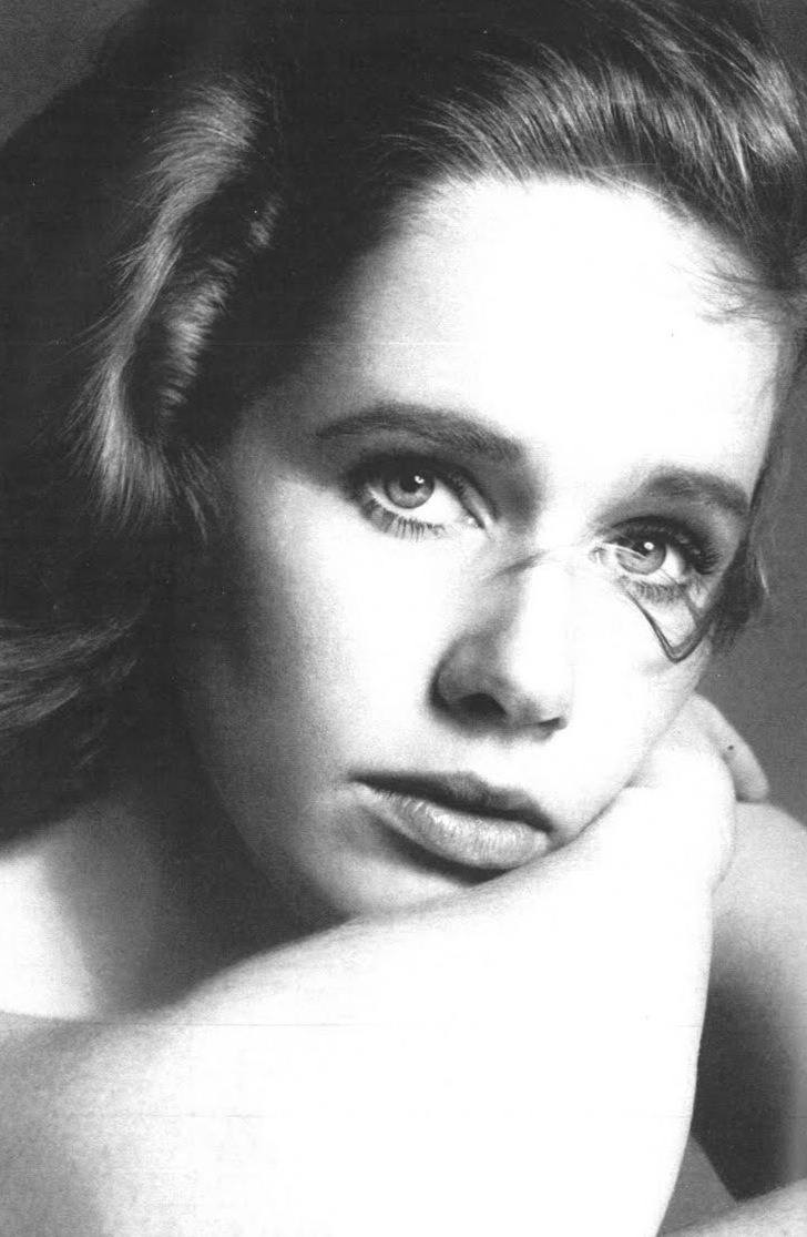 Monica Vitti (1931)Catherine Deneuve (1943)Grace Kelly (1929-1982)Liv Ullmann (1938)I