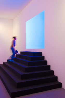 aestheticgoddess:  54th Venice Biennale 2011: Turrell Room by Mindful Youth on Flickr. 