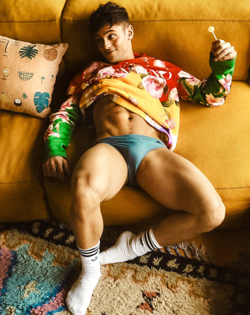 malechaotic:TOM DALEY photographed by Bartek