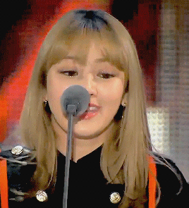 misamo:  TWICE won Song of the Year with Cheer Up on 2016 Melon Music Awards!“It’s