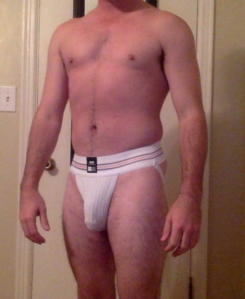 insidethelockerroom:  That ass was made for a jock.