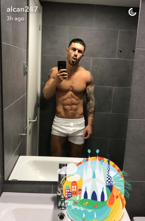 hotfamousmen:  Alex Cannon