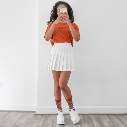 Code: LDNTMB // £12 // vintage #timberland tshirt in orange cut into a crop, perfect for summer/autu