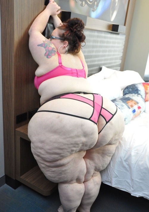 Pear Shaped ,Big Butt,Wide Hips ,BBW