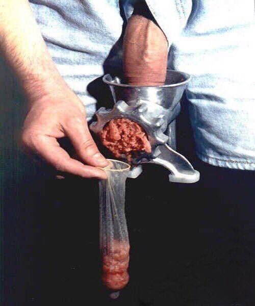 femdomfemalesupremacy:  This just made Me smile! QUEEN OF CASTRATION 