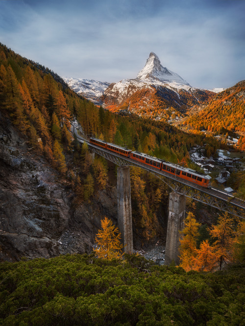i-long-to-travel-the-world:  renamonkalou: Gornergrat Bahn | Valeriy Shcherbina