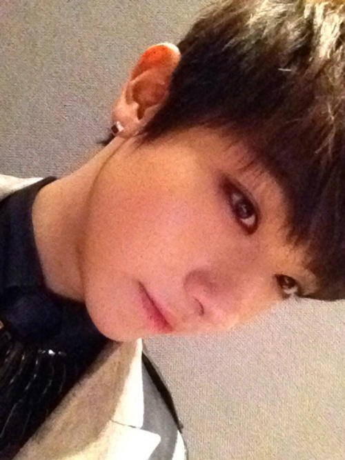 fuckyeahbeingraydiant:  CCLOWNOfficial Twitter Post:  [스타인터뷰] ‘2013년이