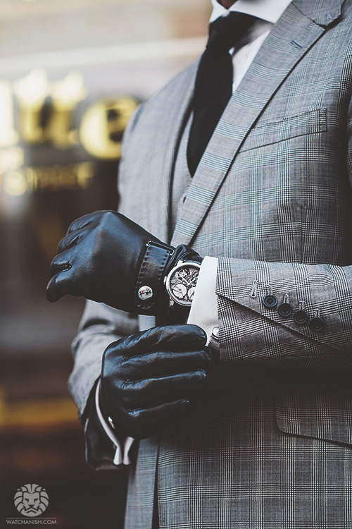 watchanish:  Arnold & Son Skeleton TB88.More of our footage at WatchAnish.com. 