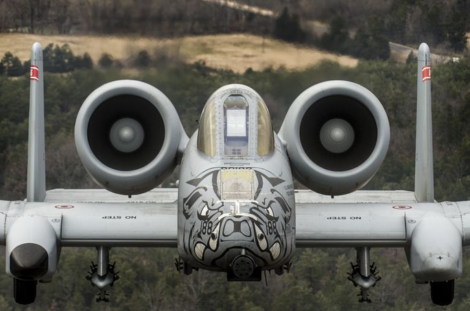 gunrunnerhell:  A-10 On Dec. 30, 2013, Arkansas Air National Guard’s 188th Fighter