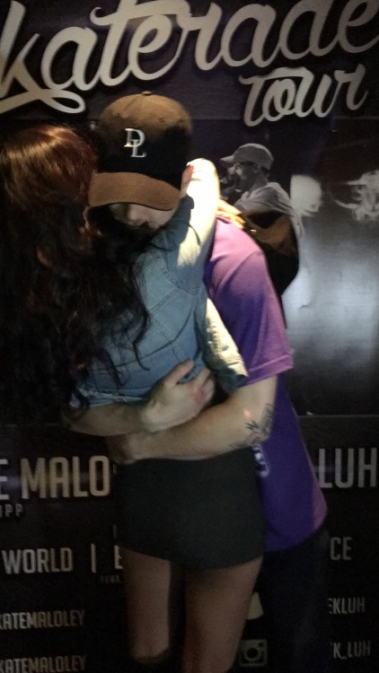 skizzymaloley: :/ I miss him. missin his hugs more than ever rn.