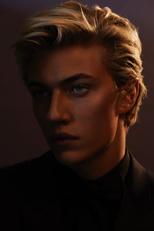 luckybluesmithh:Lucky Blue Smith for L’Oreal
