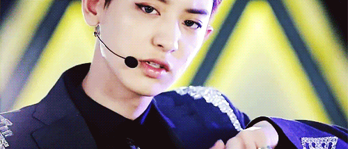 yixinques:  how dare you, park chanyeol. 
