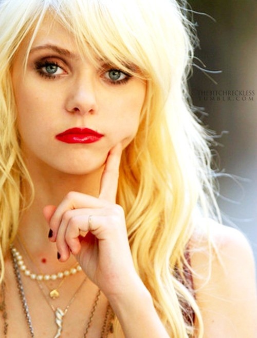 miamymy:  &ldquo;I need a King, not a jester.” 