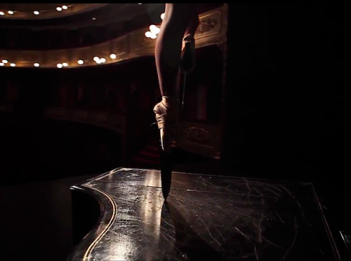 asylum-art:JAVIER PÉREZ ::”EN PUNTAS“ Ballerina Performs En Pointe with Knife ShoesA ballerina