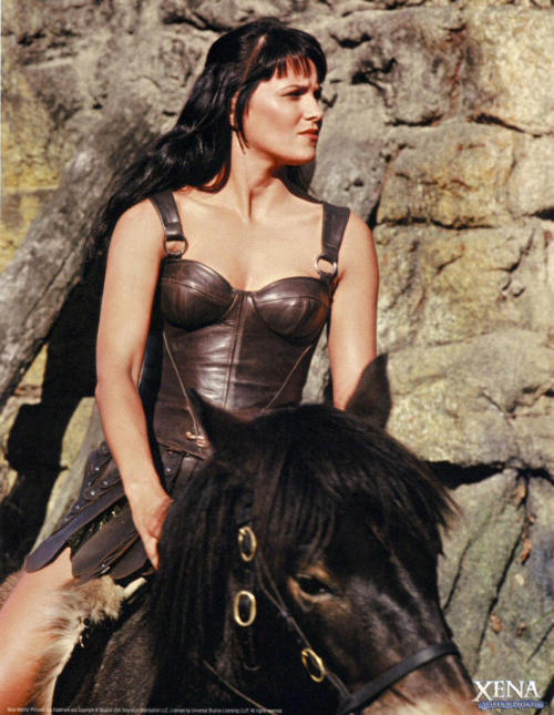 stasoumugdala:evilhasnever:johannamanuela:Xena’s amazing costumes.Funny story, as a kid my mom