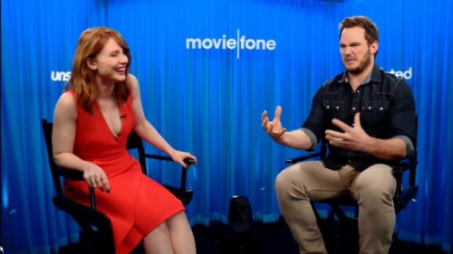 thepackageinspector: bulge-xlbigdick: chris pratt trousers bulge blog.xlbigdick.combul