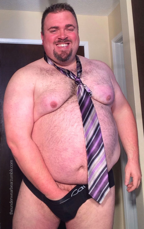theunderwearbear:  (Un)dress for success - part 1!  ;-) Link to part 2 here.
