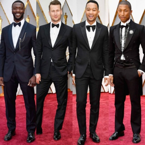 mingingold:  lovelylarayyy:  sheabuttabae:  belle-ayitian:  2017 Oscars | Red Carpet | Men  Why Lucious got on that bath robe 😭😭😭  Lucious and his damn robe lmao  Take all the white guys out of her thank you