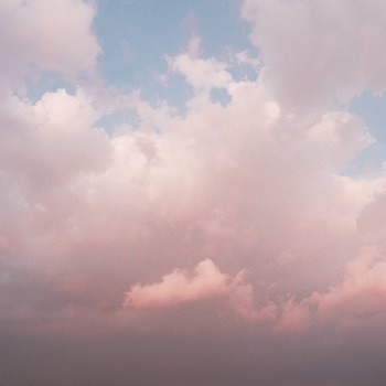 lavendervalar:  D299/365 // May 25credit🌙 (pls don’t delete) Tornado in my heartBrings