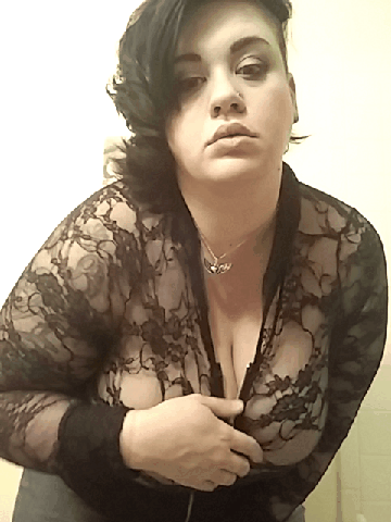 bbwarebest:  More Big Assed Girls at www.SpermWhales.net