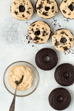 sweetoothgirl:    Baked Chocolate Donuts with Peanut Butter Frosting  