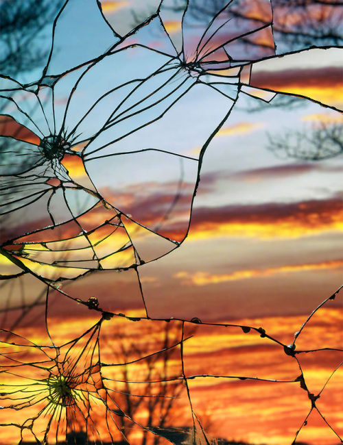 sixpenceee:Pictures of Sunsets through Shattered Mirrors by Bing Wright 