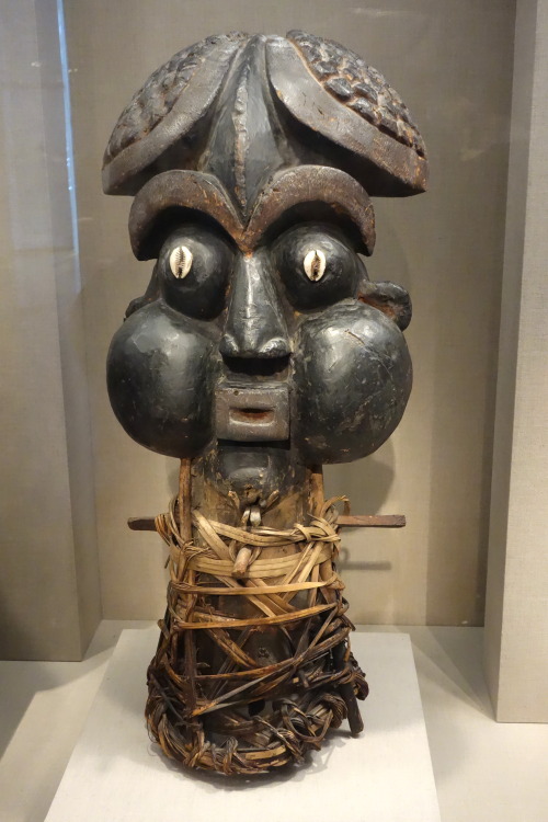 Tungunga (headdress) of the Bamoun people, Cameroon.  Artist unknown; 19th or 20th century.  Now in 