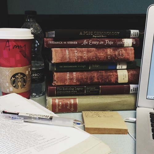 amyvnorris:Pope crisis - pls send coffee and good vibes (at Maughan Library)