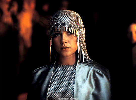 TV & FILM GIFs — Florence Pugh as Princess Irulan Corrino DUNE:...